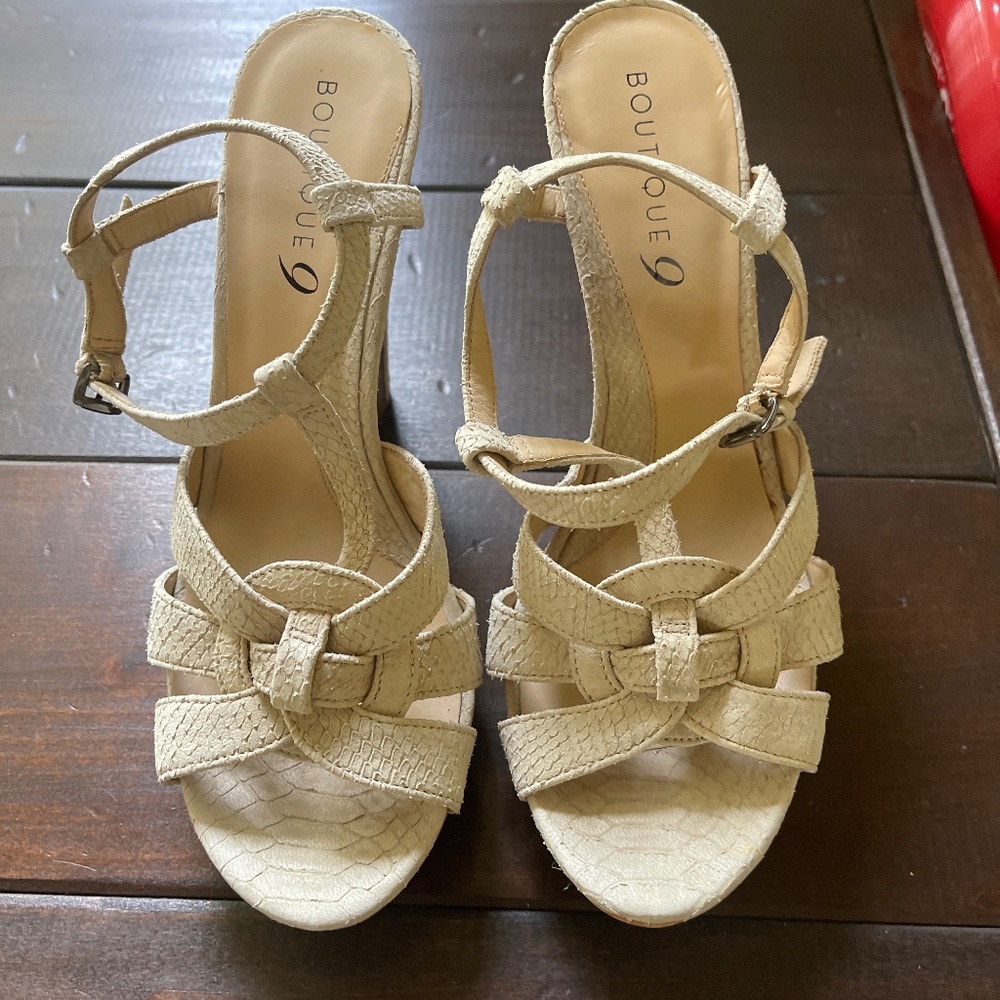 Boutique 9 womens Sandal